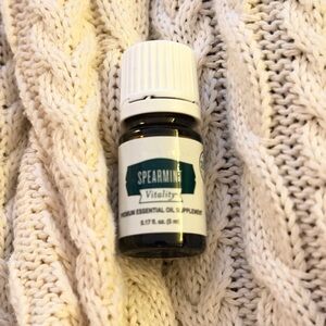 Young Living Spearmint Vitality Oil with White Cap new unopened